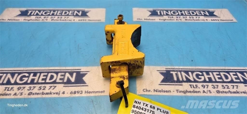 New Holland TX68 모래(염화칼슘) 살포기