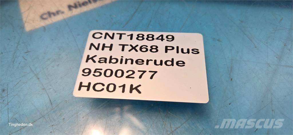 New Holland TX68 캐빈 및 인테리어
