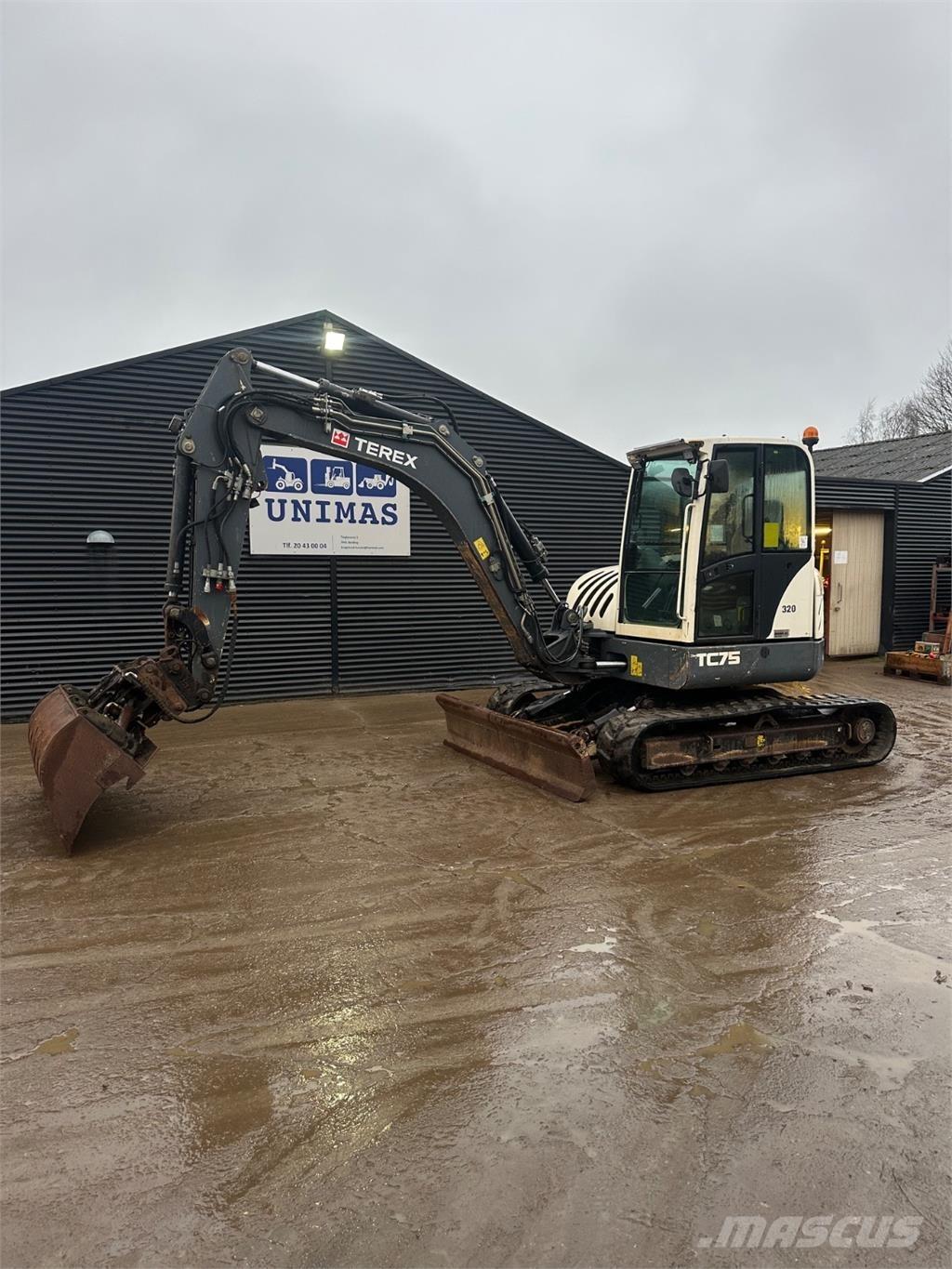 Terex TC75 대형 굴삭기 29톤 이상