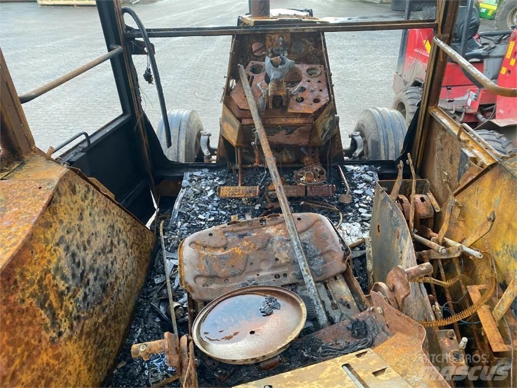 Valmet 505 트랙터