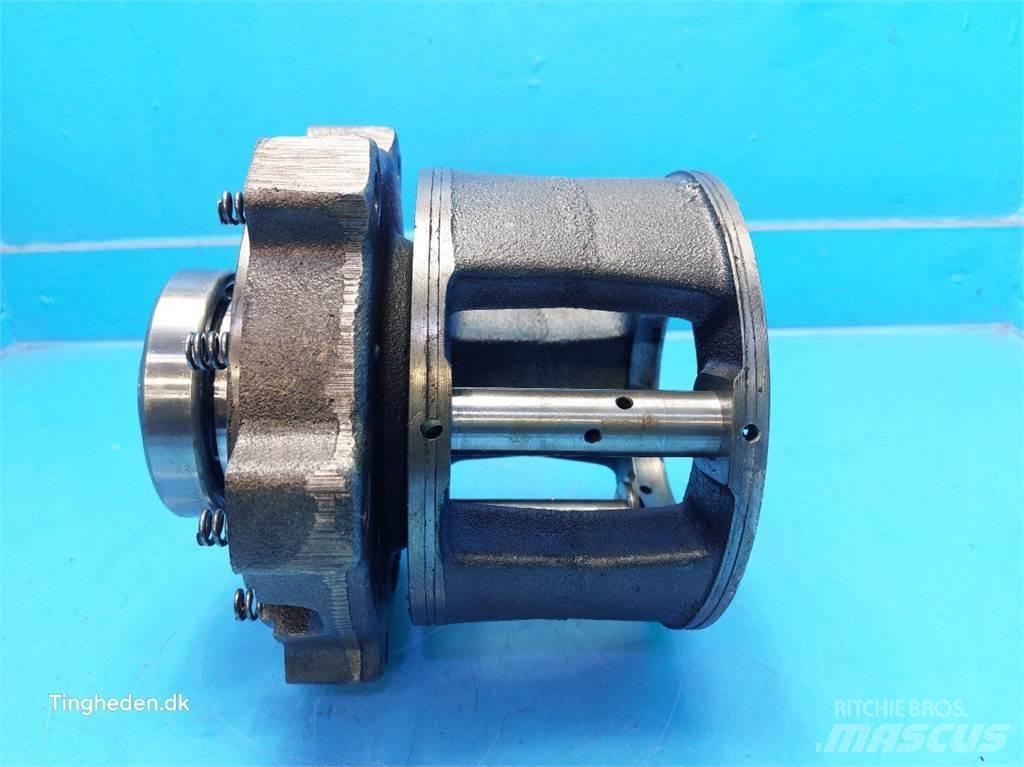 Valmet 8050 트랜스미션
