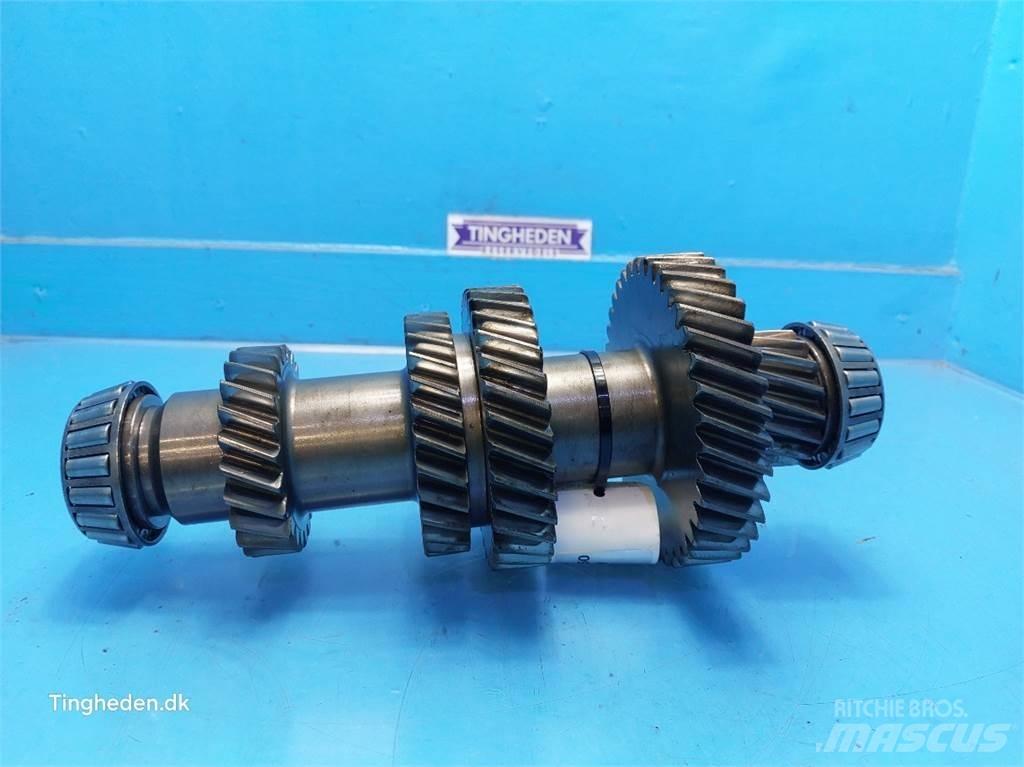 Valmet 8050 트랜스미션