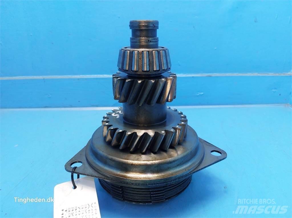 Valmet 8050 트랜스미션