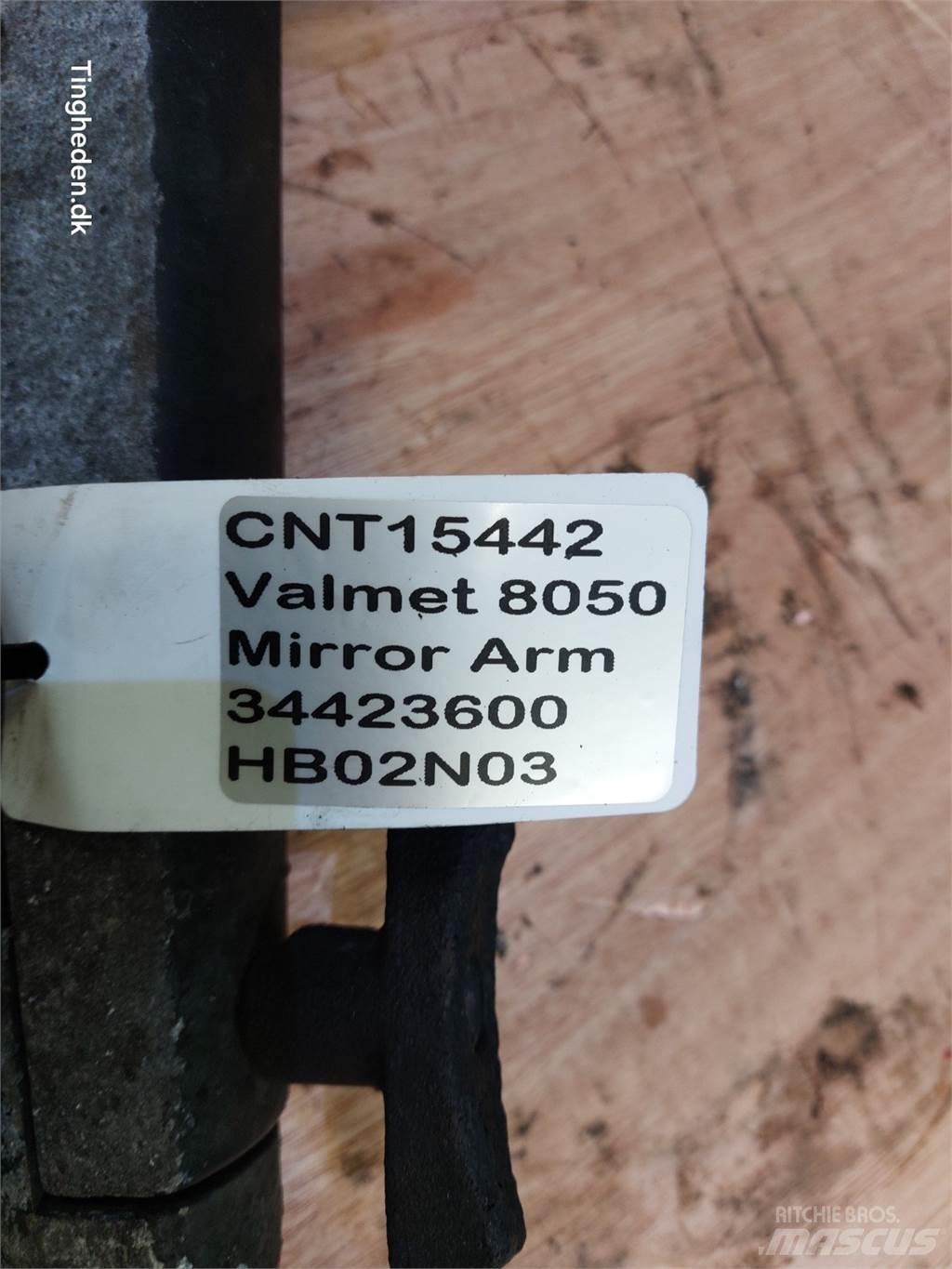 Valmet 8050 캐빈 및 인테리어