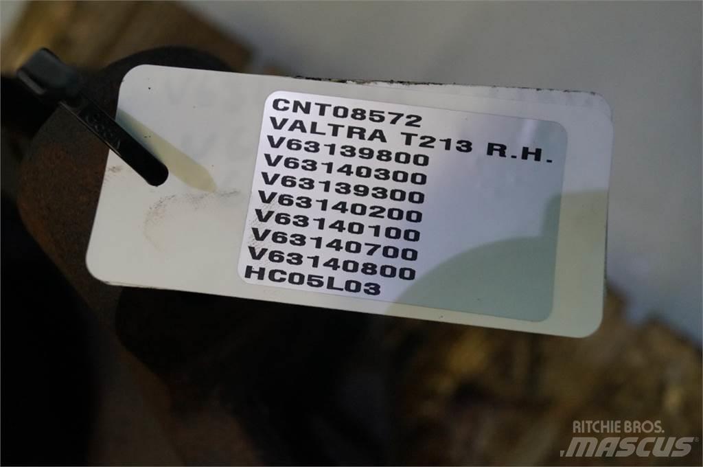 Valtra T213 기타 트랙터 부속품