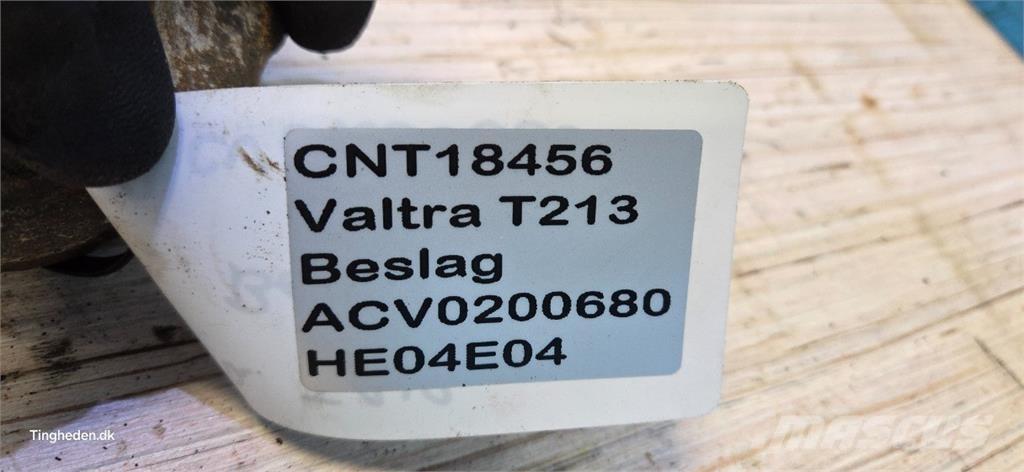 Valtra T213 기타 트랙터 부속품