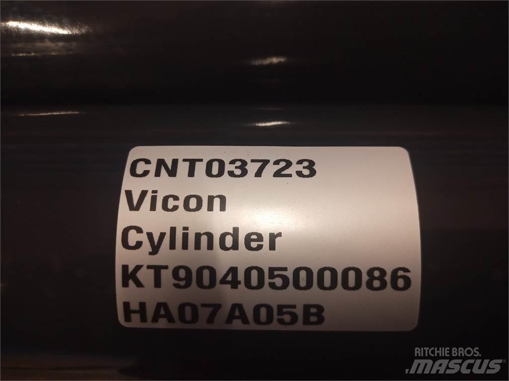 Vicon 835 제초기