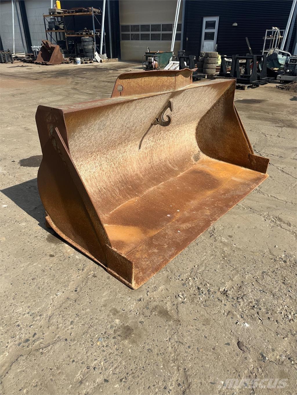 Volvo 2500mm 삽날