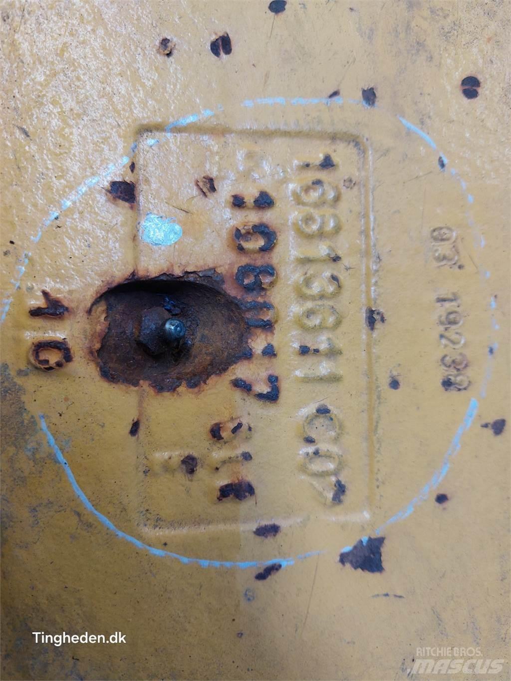 Volvo A30 건설현장 덤프트럭