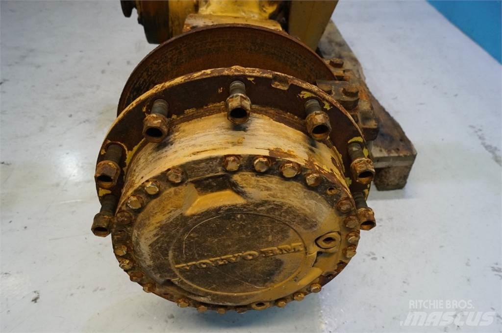 Volvo L120 차축