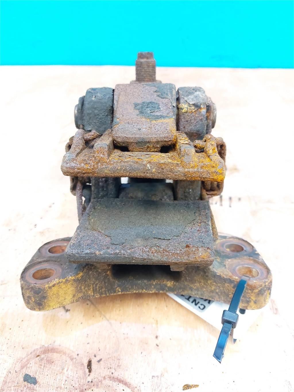 Volvo L120 차축