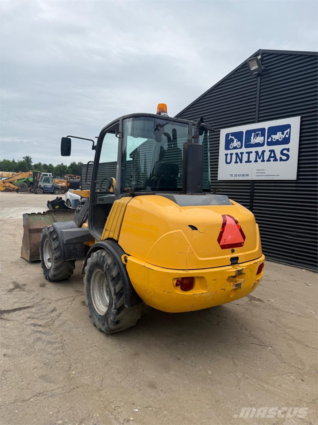 Volvo L25B  휠로우더