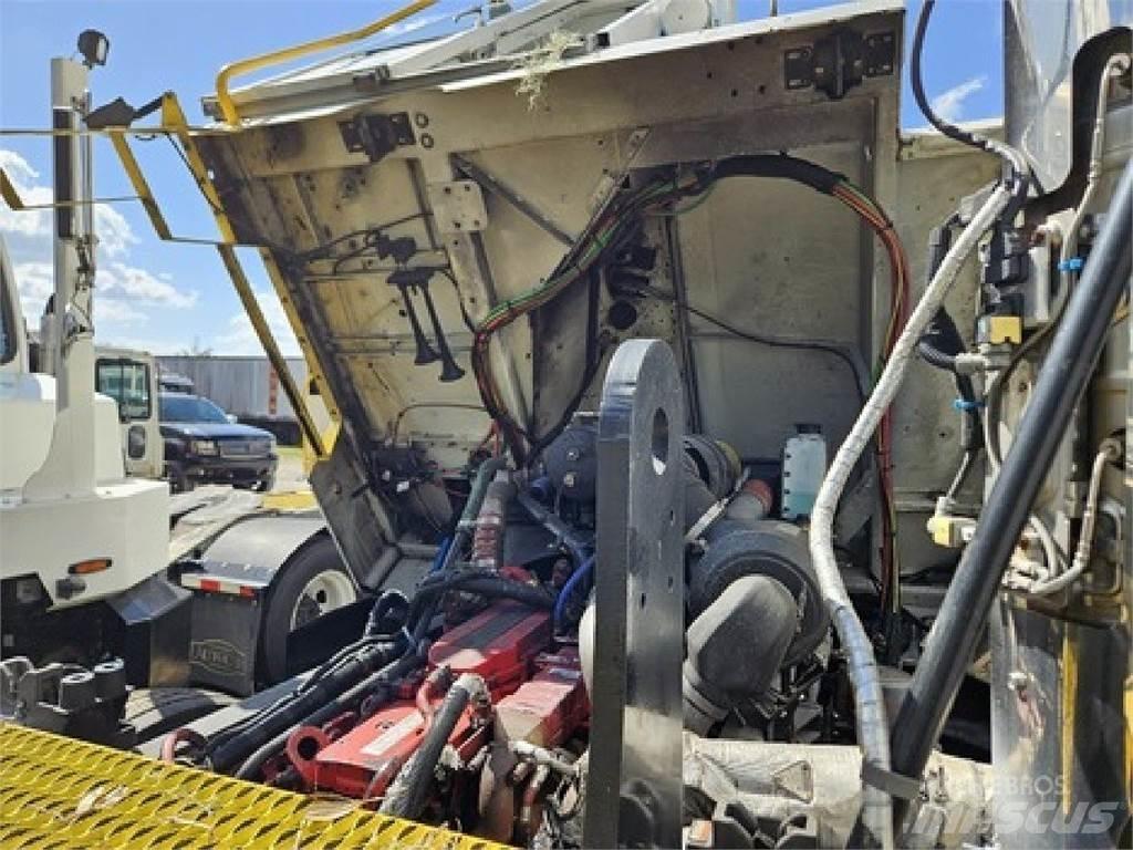 Autocar ACTT42 터미널 트랙터