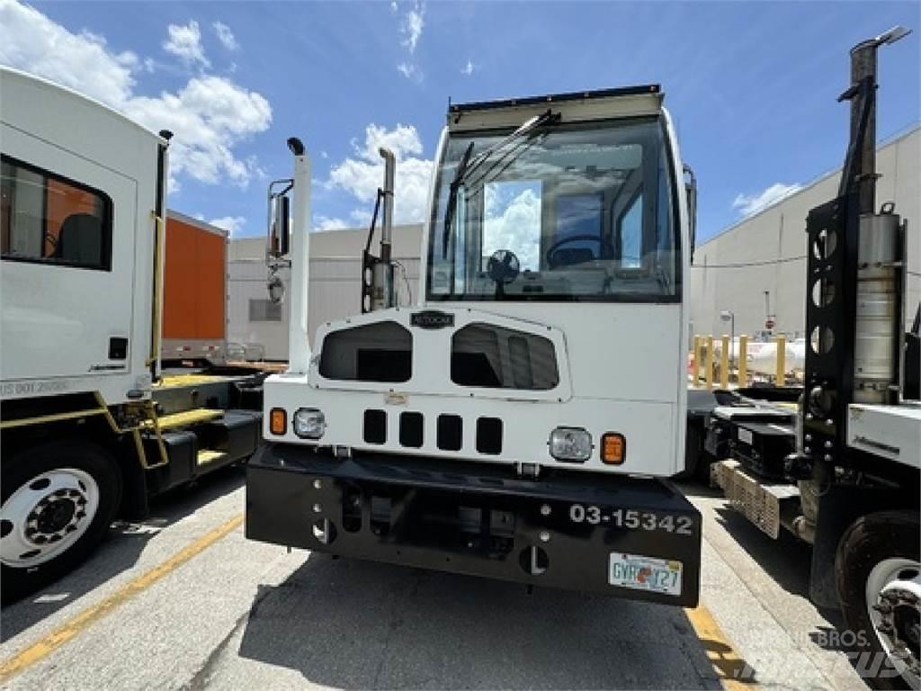 Autocar ACTT42 터미널 트랙터