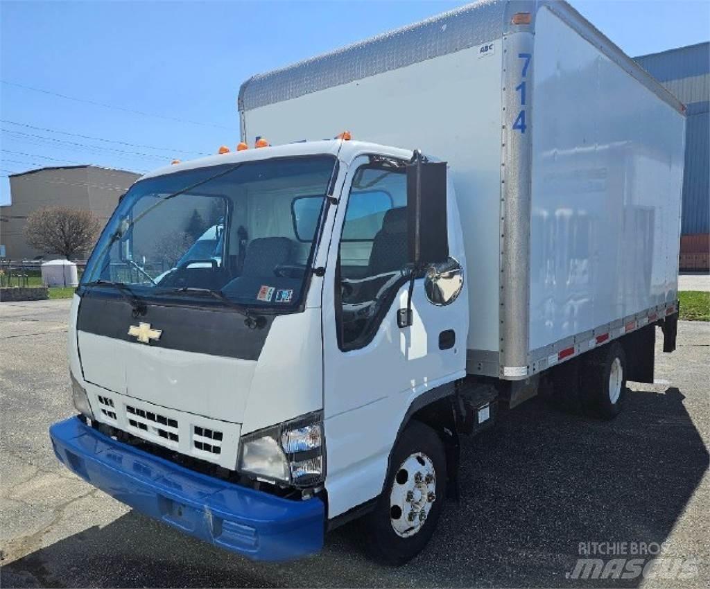 Chevrolet W4500 탑차 트럭