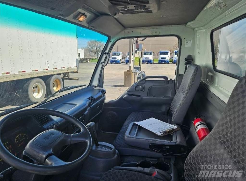 Chevrolet W4500 탑차 트럭