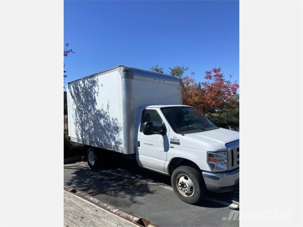 Ford E350 탑차 트럭