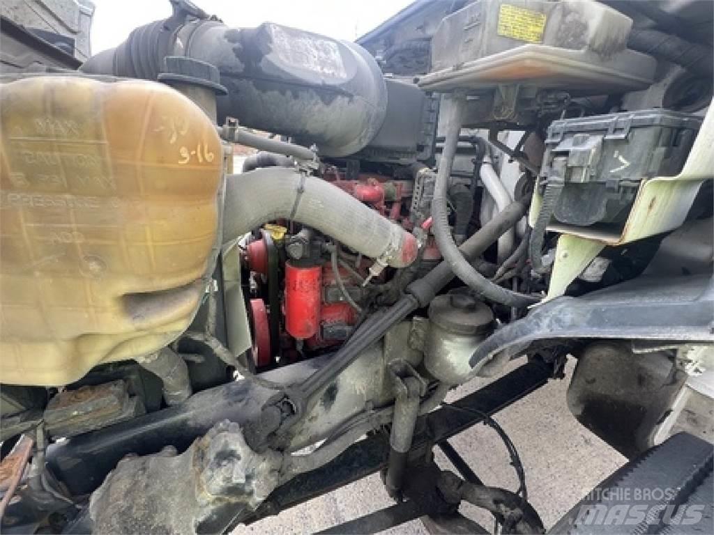 Ford F750 음료 배달 트럭