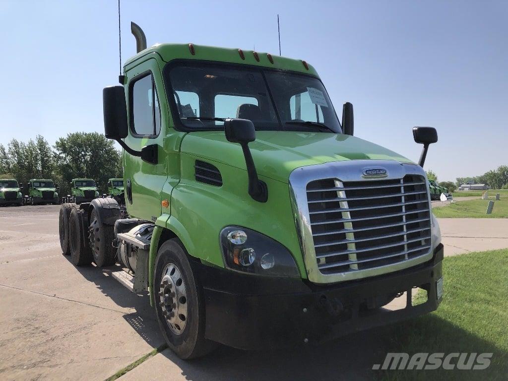 Freightliner CA113 트랙터 유닛