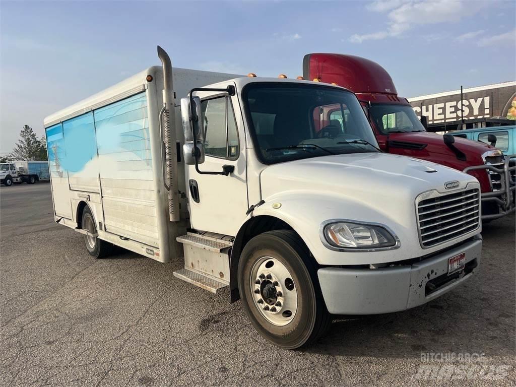 Freightliner M2 음료 배달 트럭