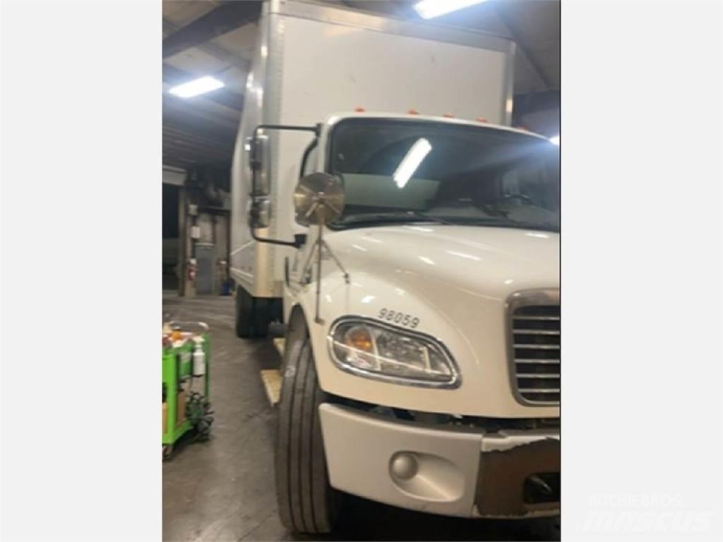 Freightliner M2 탑차 트럭