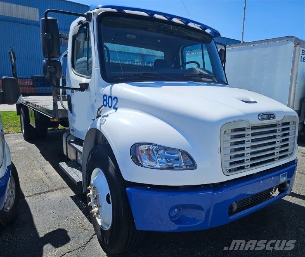 Freightliner M2 플랫베드/드롭사이드 트럭