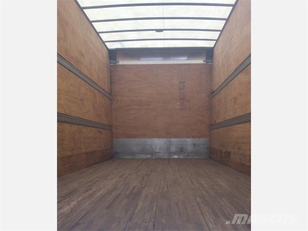 Freightliner M2 탑차 트럭
