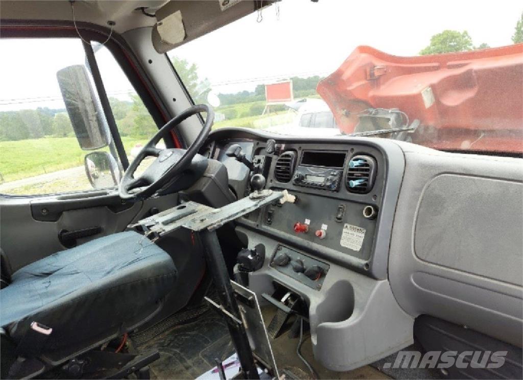 Freightliner M2 기타 트럭
