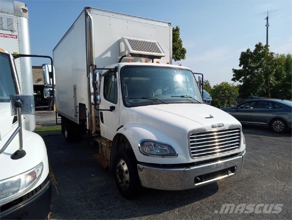 Freightliner M2-106 탑차 트럭