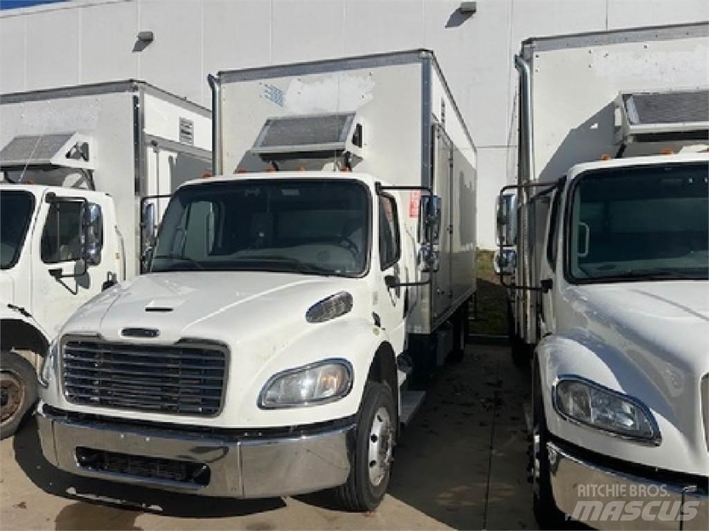 Freightliner M2-106 탑차 트럭