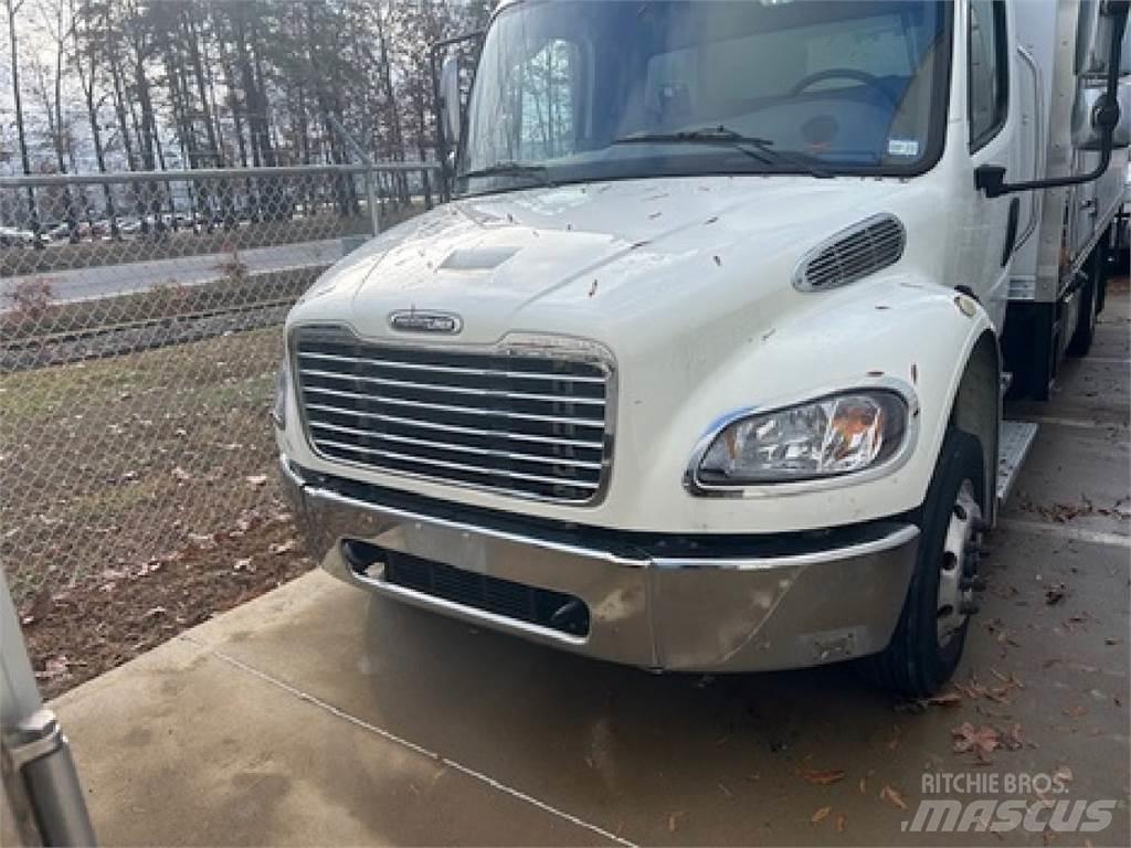 Freightliner M2-106 탑차 트럭