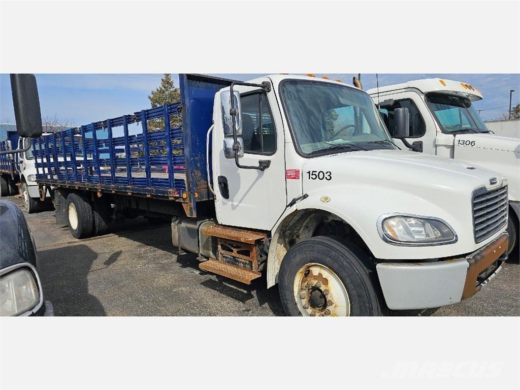 Freightliner M2 106 플랫베드/드롭사이드 트럭
