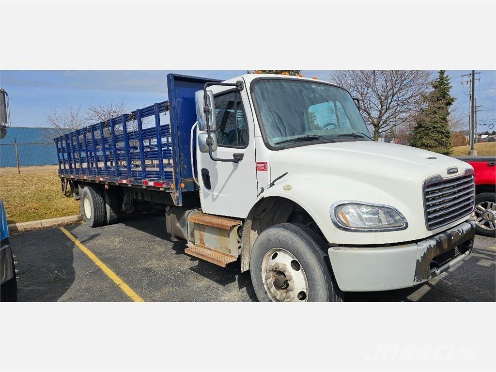 Freightliner M2 106 플랫베드/드롭사이드 트럭