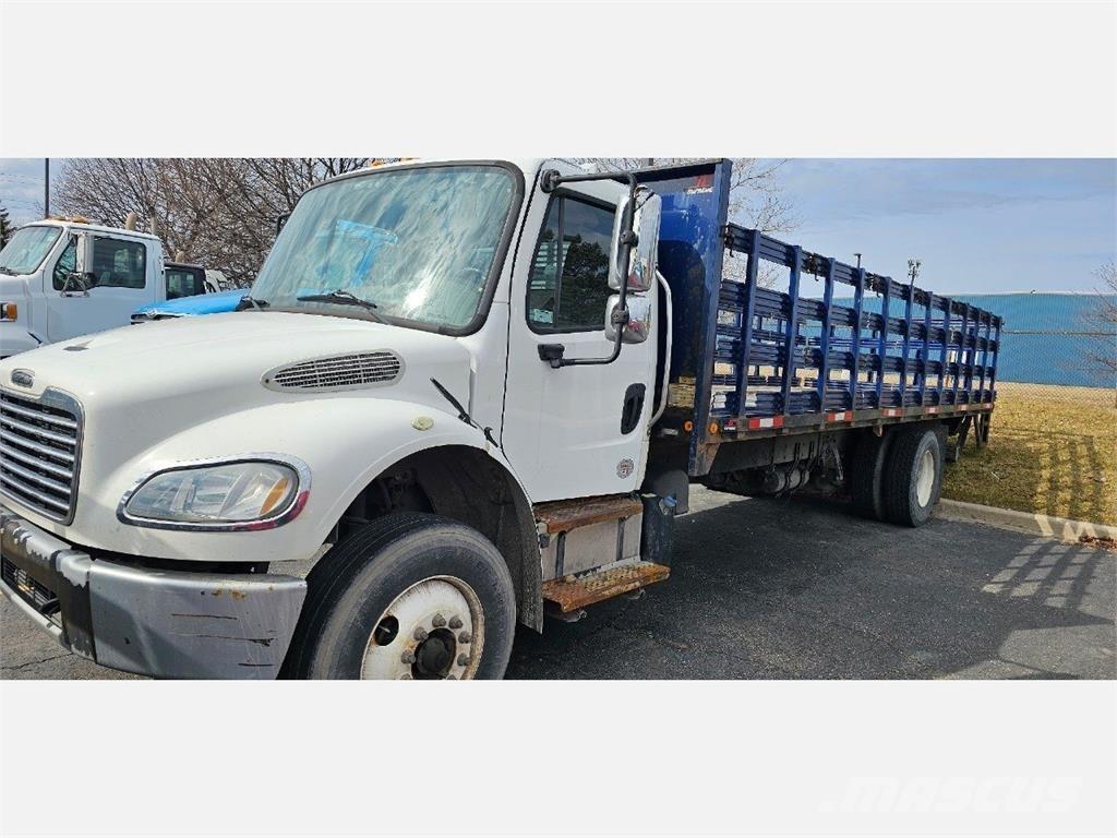 Freightliner M2 106 플랫베드/드롭사이드 트럭