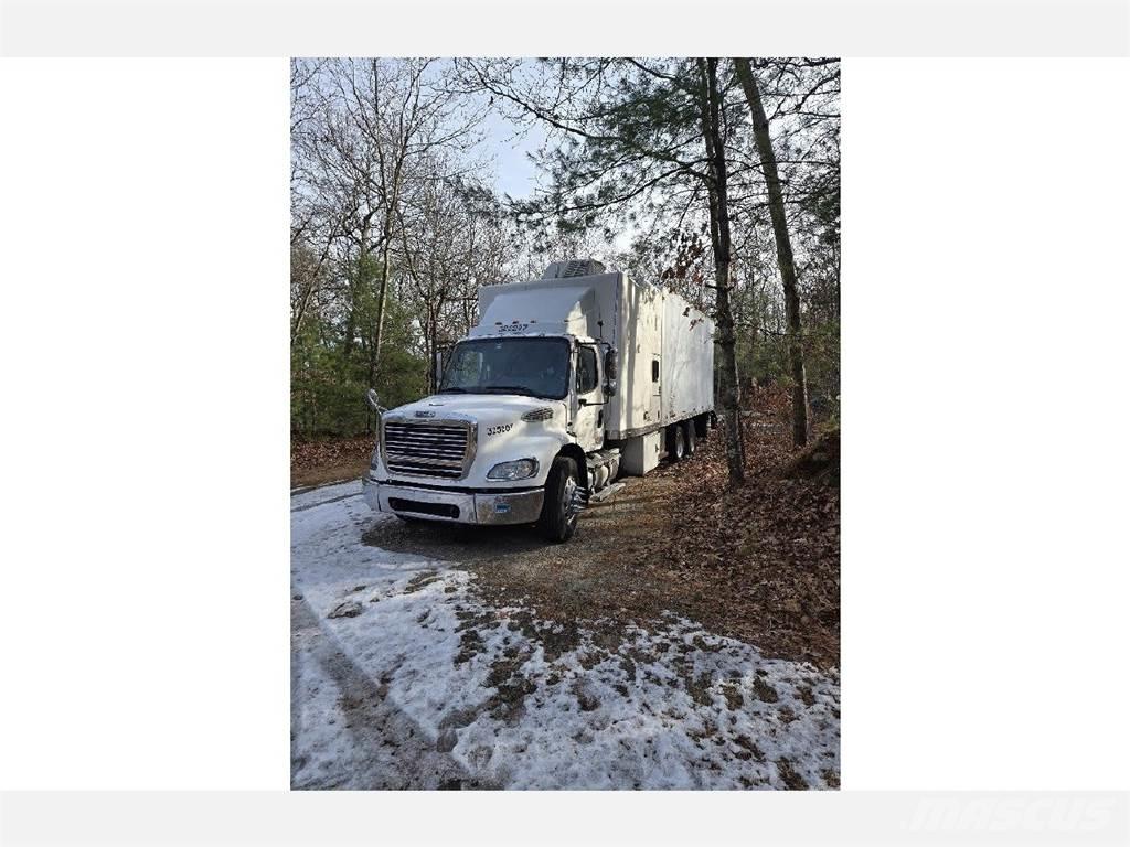 Freightliner M2-112 탑차 트럭