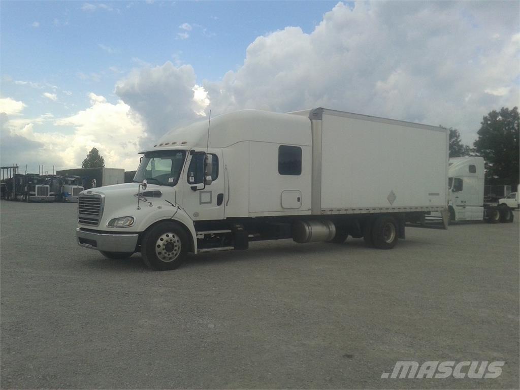 Freightliner M2-112 탑차 트럭