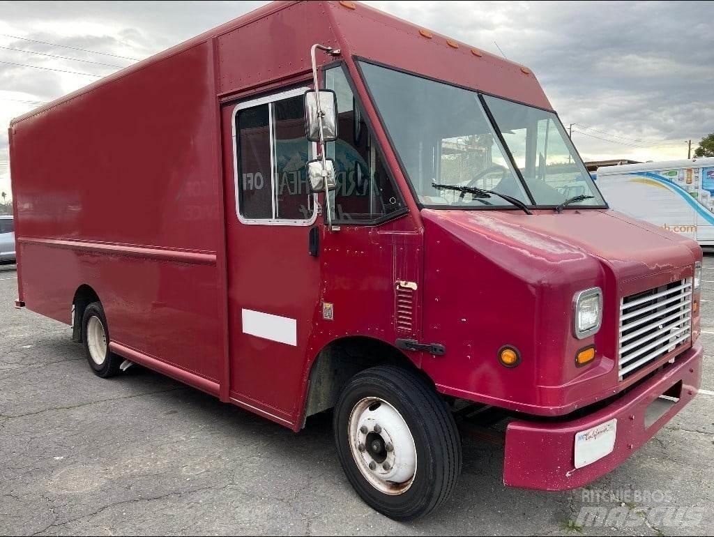 Freightliner MT45 박스 바디