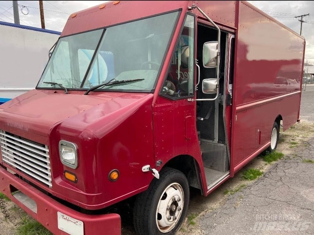 Freightliner MT45 박스 바디