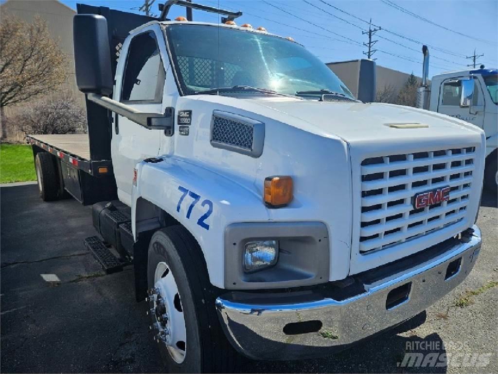 GMC C6500 플랫베드/드롭사이드 트럭