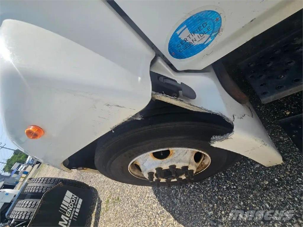 Hino 268 탑차 트럭