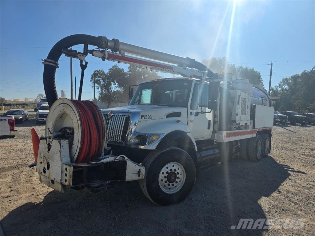 International 4400 기타 트럭