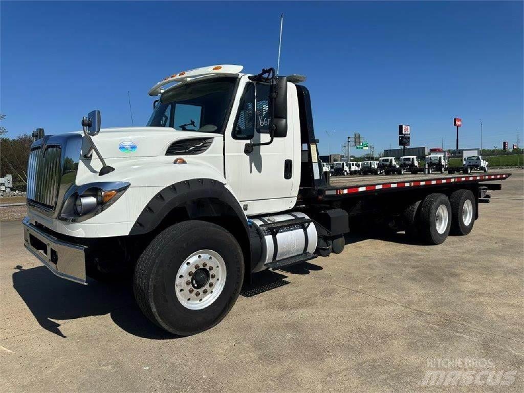 International 7600 회수 차량