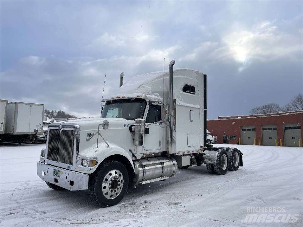 International 9900i 트랙터 유닛