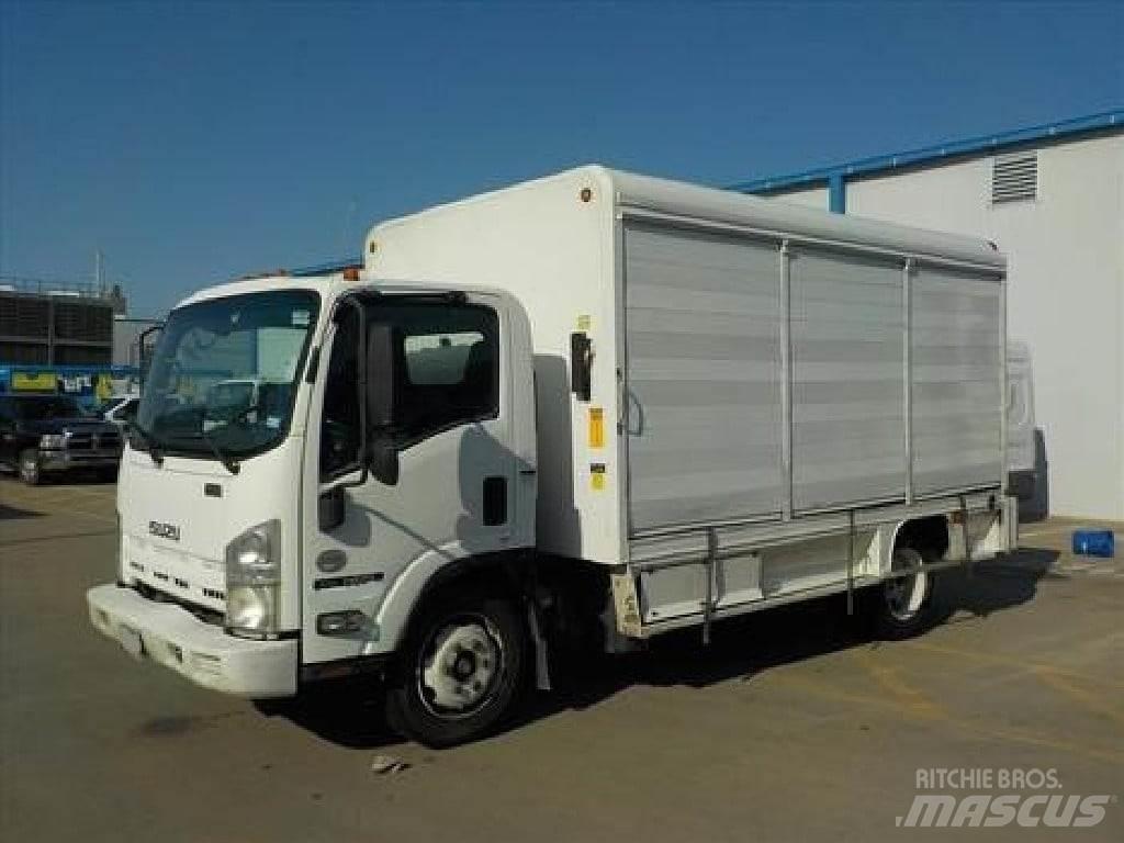 Isuzu NRR 음료 배달 트럭