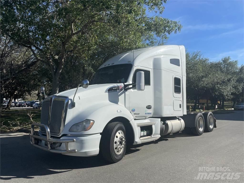 Kenworth T680 트랙터 유닛