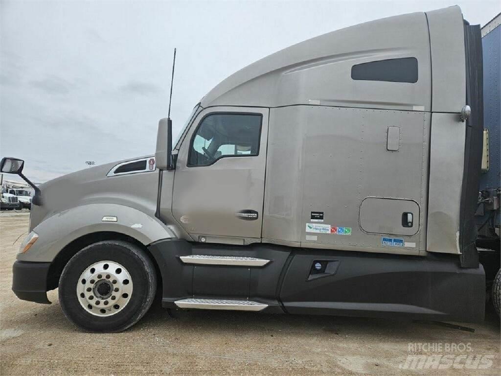 Kenworth T680 트랙터 유닛