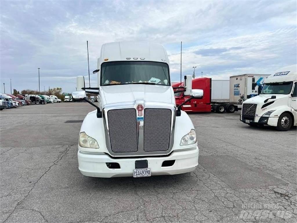 Kenworth T680 트랙터 유닛