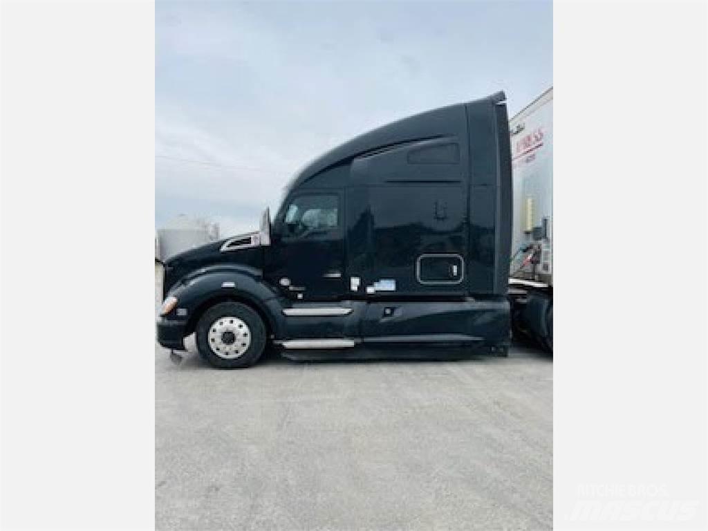 Kenworth T680 트랙터 유닛