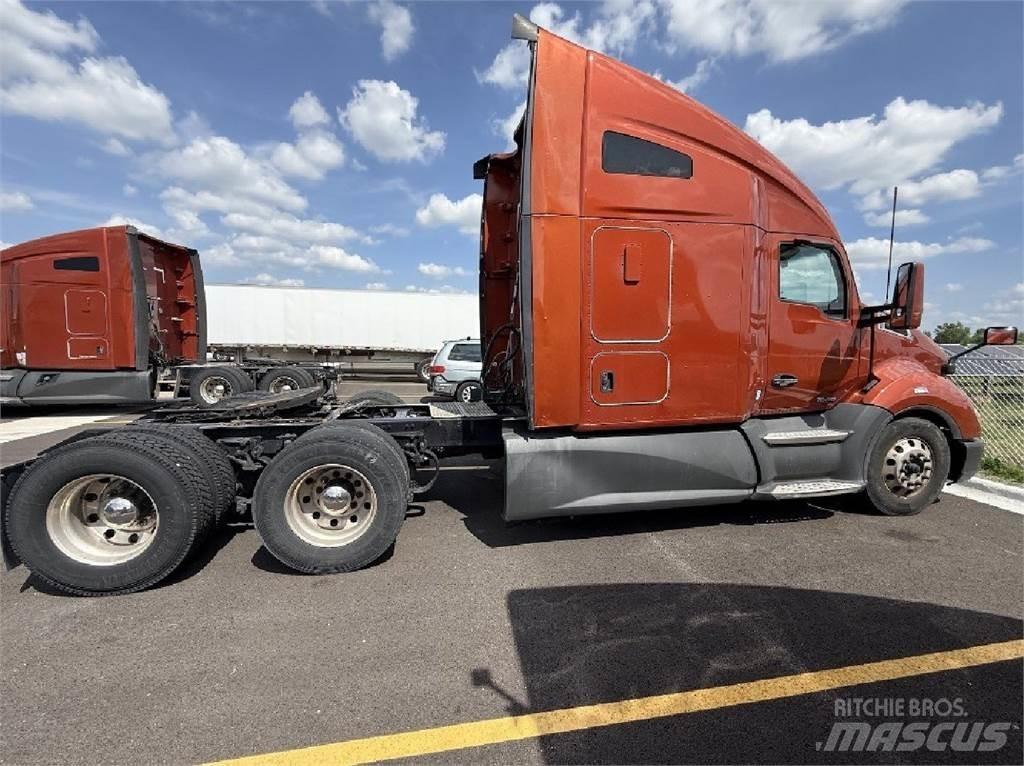Kenworth T680 트랙터 유닛
