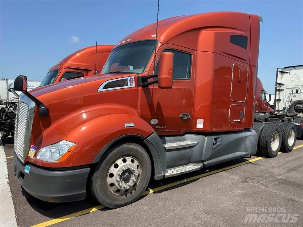 Kenworth T680 트랙터 유닛
